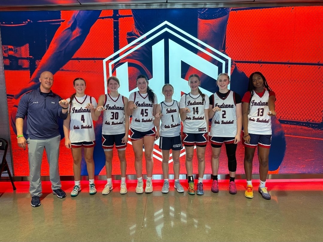 MidMapHoops's tweet image. Congratulations to the IGB 8th grade girls for taking home the 1st Place Championship Rings in our 3rd Annual MIDDLE OF THE MAP MAYHEM 8th Grade Division in Kansas City this past weekend! Way to put a ring on it ladies! #MiddleOfTheMapHoops #Mayhem