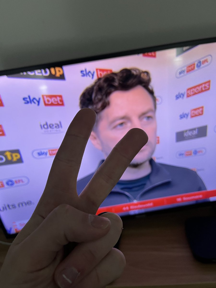 Gavin Poulton tweet media