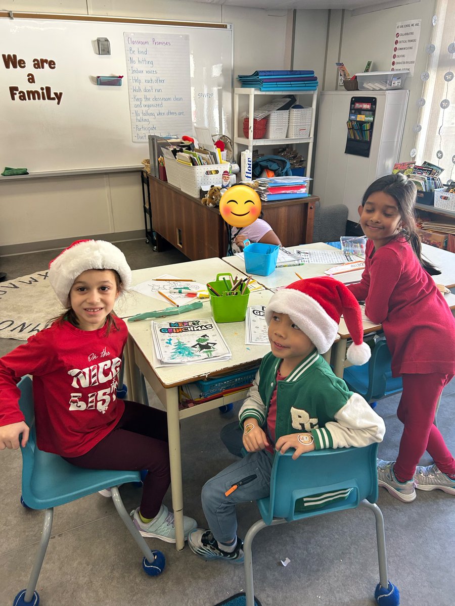 MsJSeas's tweet photo. So much fun  during Grinch Day ! @EASetonOCSB https://t.co/NkriPyxVRW