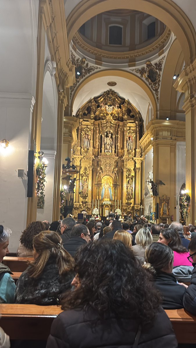 Concierto de la ✝️🔴 (Cruz Roja)