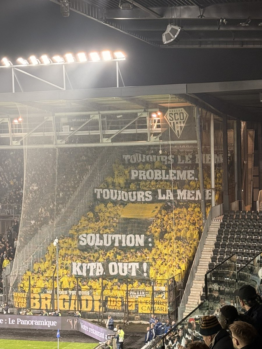pabard's tweet image. Les supporters du FC Nantes à Angers ce soir
#FCNantes #Angers #SCOFCN #AngersSCO #SCOAngers #Kita