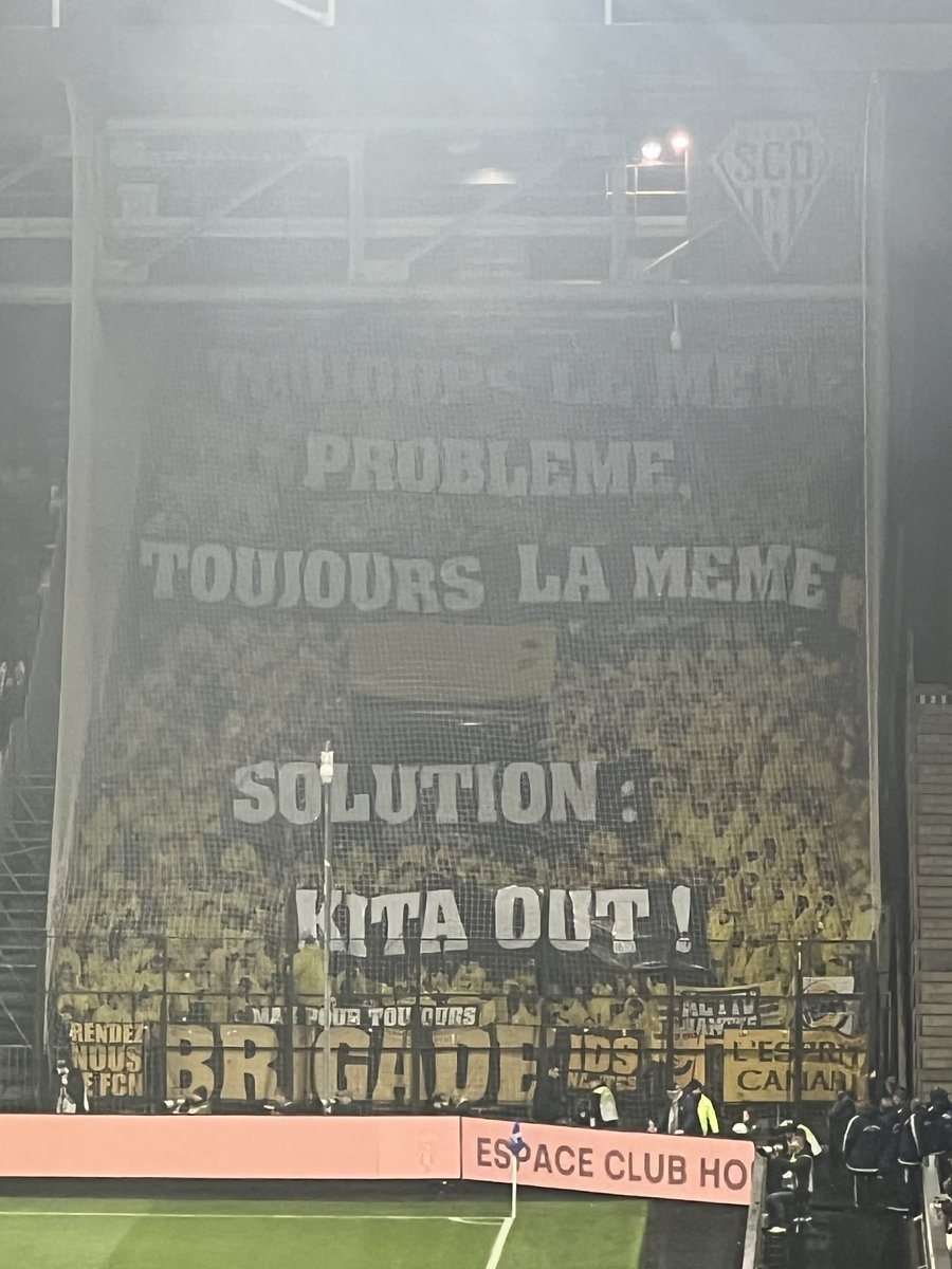 Alexis_Vrg's tweet image. « Toujours le même problème, toujours la même solution, Kita Out ! »

Le message de la Brigade Loire. #SCOFCN