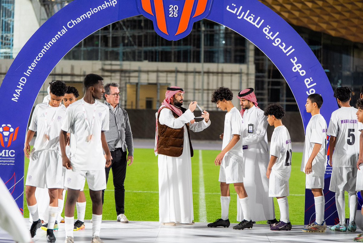 سعدنا بإقامة بطولة مهد الدولية للقارات في نسختها الثانية، إذ تمثل هذه البطولة منصة لتطوير مهارات المواهب وتعزيز روح المنافسة، إضافة إلى دورها في بناء الشخصية من خلال الاحتكاك بمدارس فنية مختلفة. ونؤكد استمرارنا في اكتشاف وتطوير المواهب، بما يسهم في إعداد جيل من الأبطال المتميزين