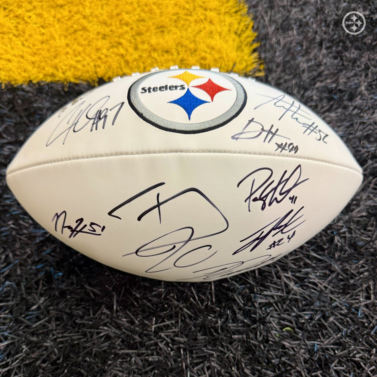 1️⃣ RP = 2️⃣ votes! #ProBowlVote 

<a href="/CamHeyward/">Cam Heyward</a> 
Alex Highsmith
<a href="/DerrickHarmon20/">Derrick Harmon</a> 
<a href="/Patrickqueen_/">🦈</a>
<a href="/JoeyPorterJr/">Joey Porter Jr.</a> 
<a href="/payton_wilson21/">Payton Wilson</a> 
<a href="/_TJWatt/">TJ Watt</a> 
<a href="/nickherbig_/">Nick Herbig</a> 
<a href="/keeanu_benton/">Keeanu Benton</a>