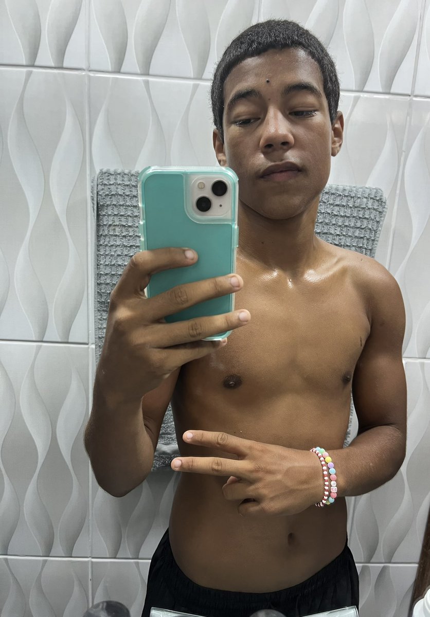RayaneF04576193's tweet photo. Meu mundo azul 🩵 https://t.co/PUpQRM1urV