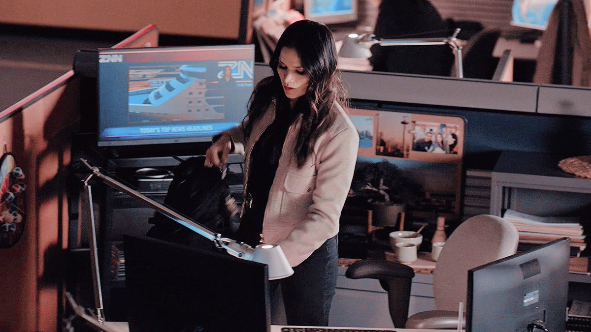 bestofjknight's tweet photo. the way Jimmy looked at Jess #ncis https://t.co/cXWgHMMhkC