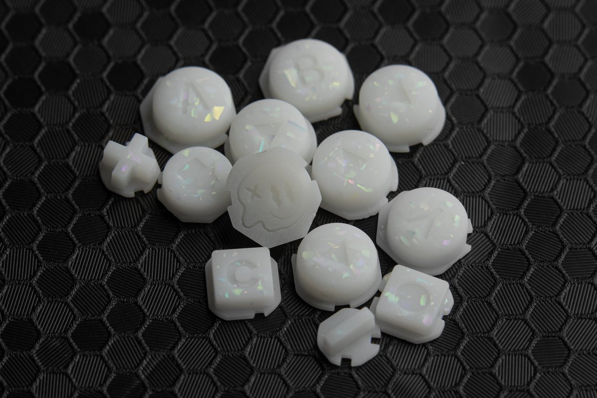 Digging this new color for the steam deck and switch. Might have to match both for the winter