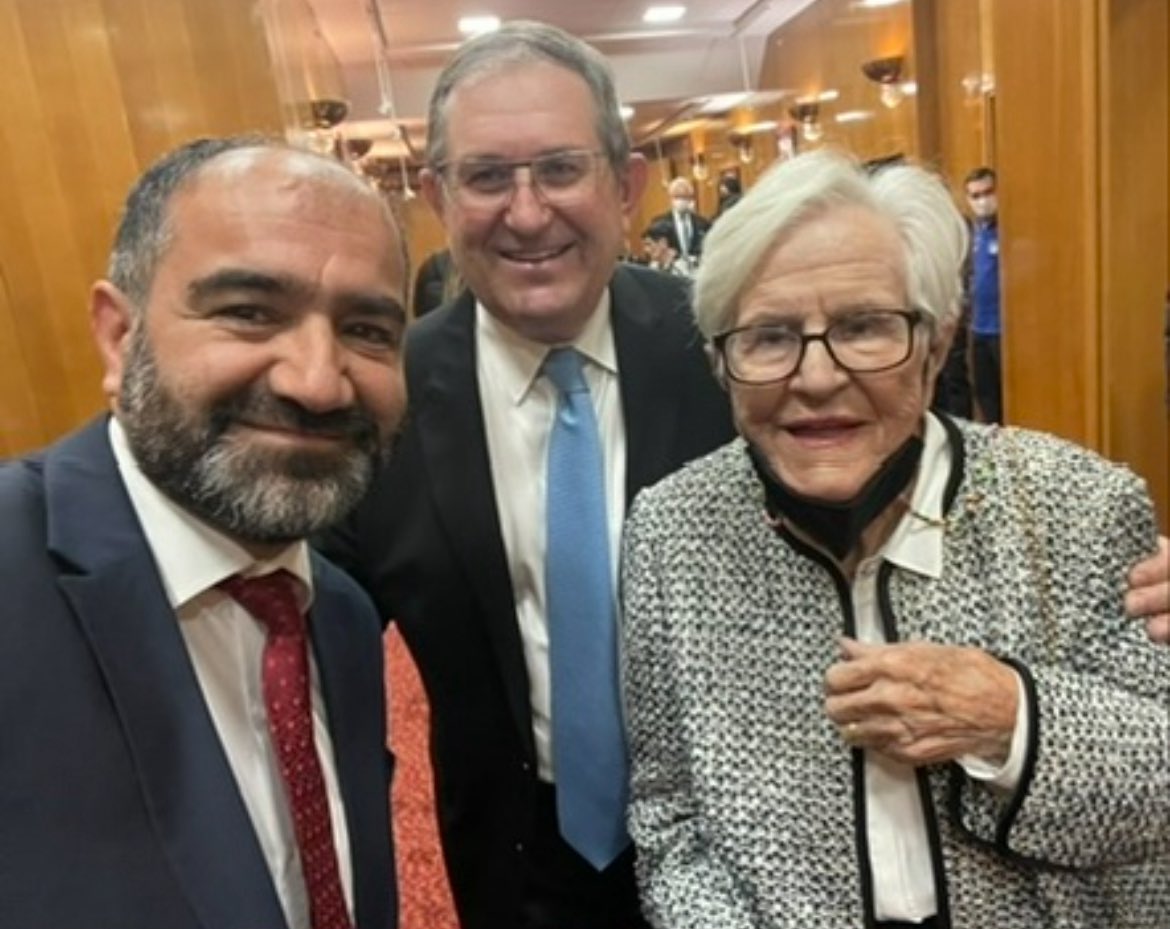 Özcan Mutlu tweet media