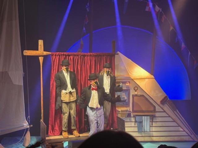 Today, thanks to our wonderful FOSSS, KS2 went to watch Ernie and the Sea of Ice at The Phoenix. They learnt all about the life, adventures and bravery of the Antarctic explorer Sir Ernest Shackleton. Everyone thoroughly enjoyed themselves! ❄️🐧 #findingthelight <a href="/stchris_trust/">St Christopher’s Trust</a>