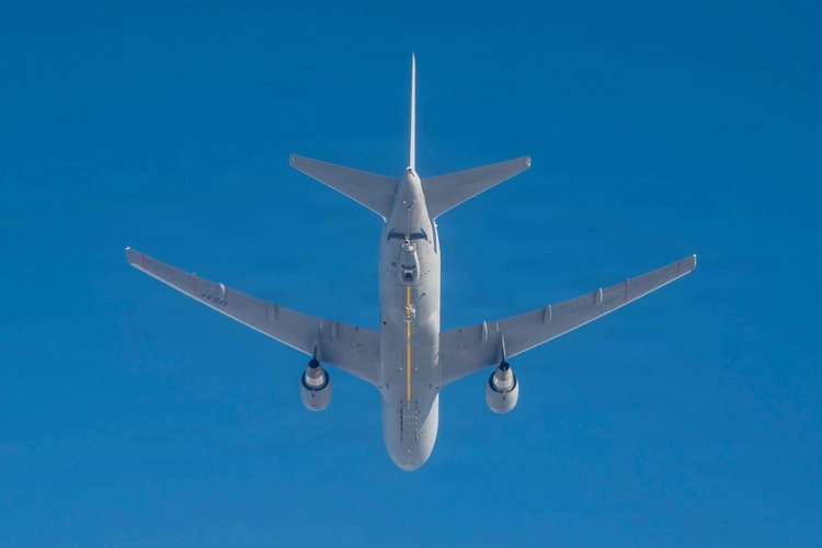 r4streando's tweet photo. #ae63c1 | 21-46085 | B762

This KC-46A Pegasus tanker out of Saint Croix is operating over the Caribbean. It was seen between 17:42Z and 17:54Z, heading south in the direction of the Maiquetía FIR. https://t.co/iSgfPodp8s