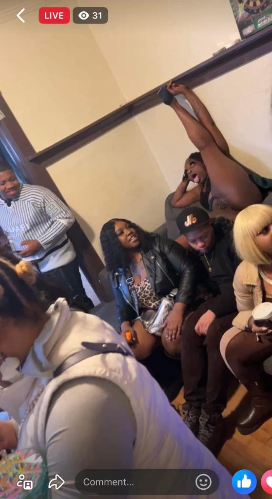 kuti1244's tweet image. Wtf's this ?