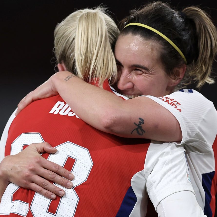 Maanumstenius's tweet image. tournament football at the ems? i know a duo.