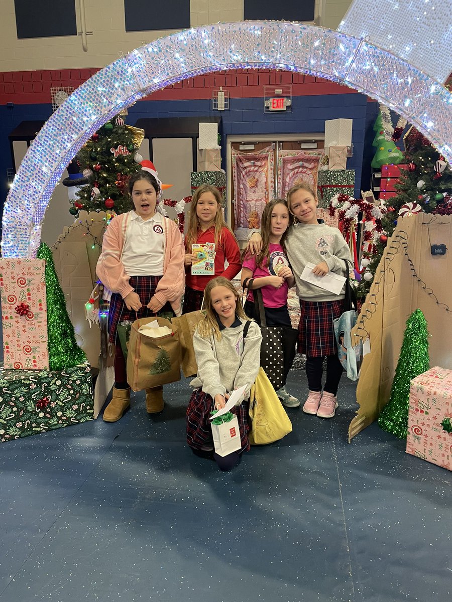 Santa shop🎄🎅🏻