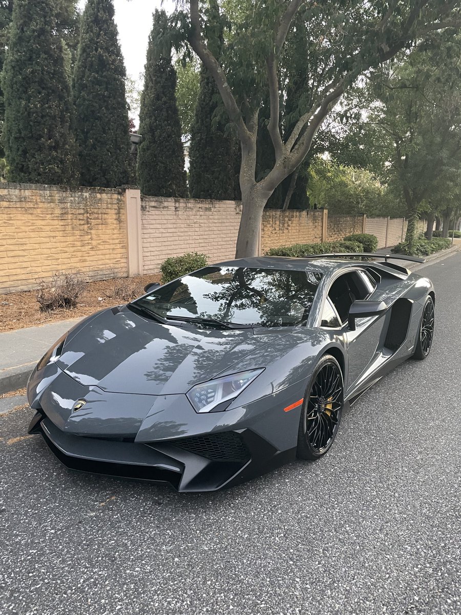BrenzGarage tweet media