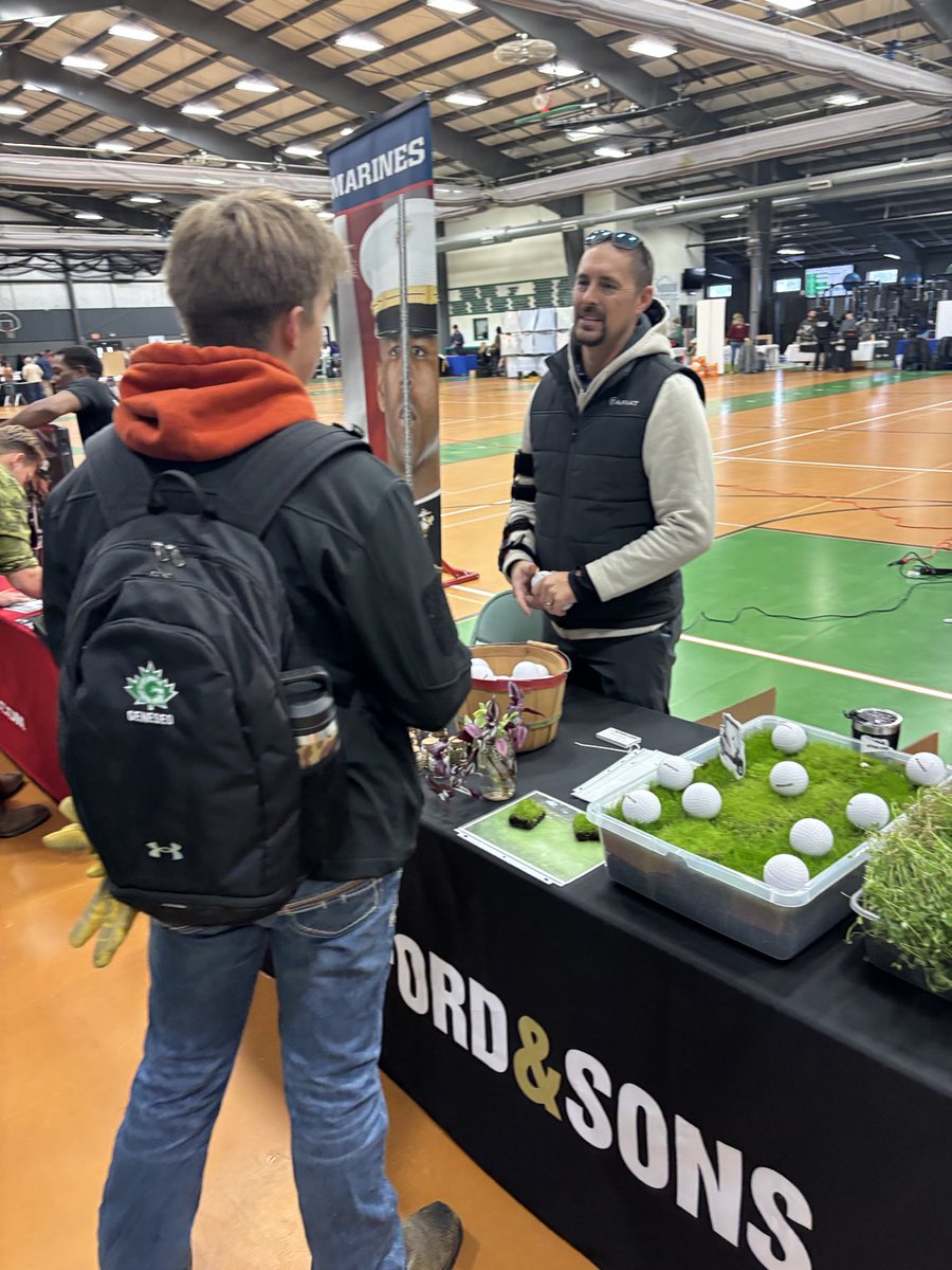 #2 pic from job fair