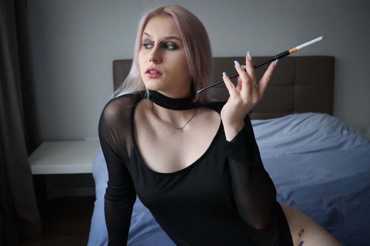 Merty3X's tweet image. I smoked more than 30 today, I think...