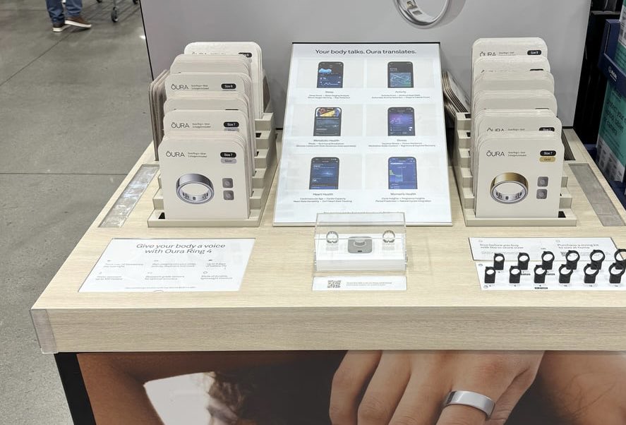 bryanrosswins's tweet photo. I was at #Costco yesterday and their front display was full of health rings. This narrative is trending RIGHT NOW.
Meanwhile, @AxonDAO leads the space and just quietly launched their #iOS app to interface with #CURERING. Market bleeds but $AXGT is forging ahead.
A true gem 💎 https://t.co/BvHuNCaER3