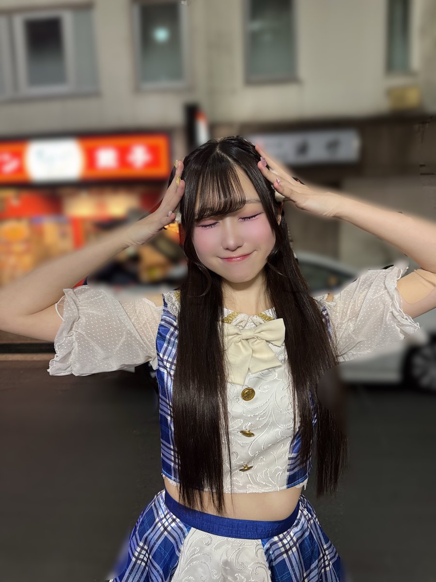 おはにゃーん🐈‍⬛⸒⸒⸒⸒🐾 Q.なんのポーズでしょう!! #純ラテ