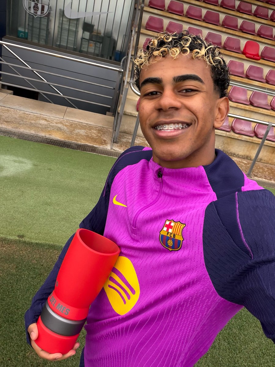 The best player of November ✌️