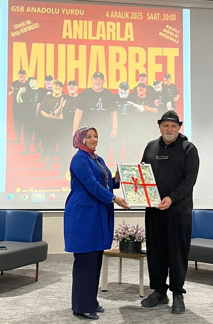 Bol kahkahalı, keyfi yüksek, enerjisi güzel bir akşamda,

Çetin Azer Aras’ın “Anılarla Muhabbet” isimli stand-up gösterisinde gençlerimizle bir araya geldik.

📍GSB Anadolu Yurdu