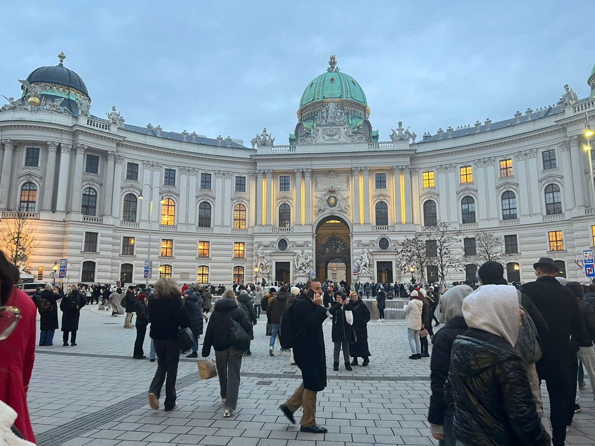 AlbdrReema's tweet photo. Vienna, Austria 🇦🇹📍 https://t.co/6h11MMewDc