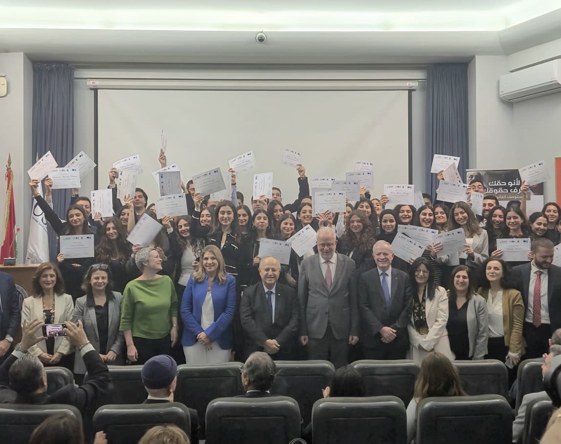UNDP_Lebanon's tweet photo. Together with Minister of Justice @adelnasar_ , @EUAmbLebanon, and @USJLiban, we celebrated the graduation of 90 students who contributed to the provision of free legal aid through USJ’s @EUinLebanon-funded legal aid helpdesk.

Since 2023, the helpdesk has been building a legal aid culture among students, providing free legal support and awareness to 2500+ people— a step toward a national legal aid system in #Lebanon.

We will continue working with our partners to make justice accessible and fair for all.