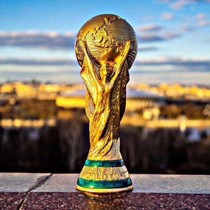 Footballtweet's tweet image. What is the ONE country that has never won the World Cup, but deserves to win it thanks to their players and their history? 🤔🌍🏆
