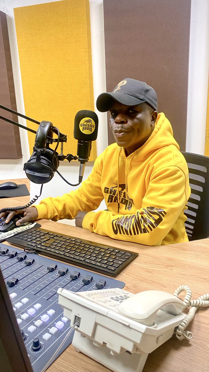 CharraDeejay's tweet image. Tuko site leo kama kawa… Ka Furahi Dei kamejipa, tupatane #JAHFLIGHT show 8pm on @GhettoRadio895 feat i &amp;amp; i @CharraDeejay all night long 
@LindaOmolo 
@Aliluyo4 
@MaggyNduvi 
@MpesaYahKangemi 
@jojomackenzie2 
@Ijaluo1 
@doterodeh_mpres 
@FayahMama 
@BonnieMejja 
@DjBoboDread