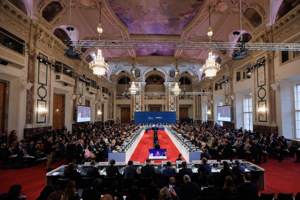 Bakanımız <a href="/HakanFidan/">Hakan Fidan</a>, Viyana’da düzenlenen AGİT 32. Bakanlar Konseyi Toplantısı’na katılarak hitapta bulundu.