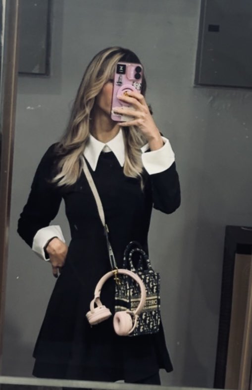 geeclouds's tweet image. Decided to Be Wednesday Maybe?