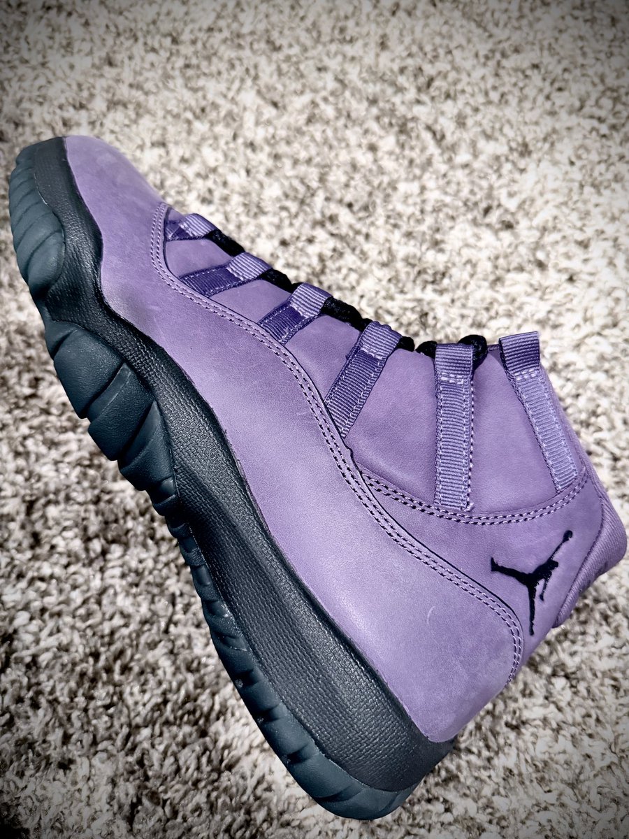 Inkompatible's tweet image. Love these in hand 🏜️
#kotd #SNKRS #j11 #yoursneakersaredope