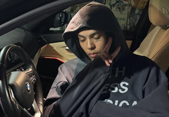 le_Parisien's tweet image. Le rappeur américain Poorstacy meurt à l’âge de à 26 ans suite à « un incident » survenu dans sa chambre d’hôtel 

➡️ l.leparisien.fr/l5KJ