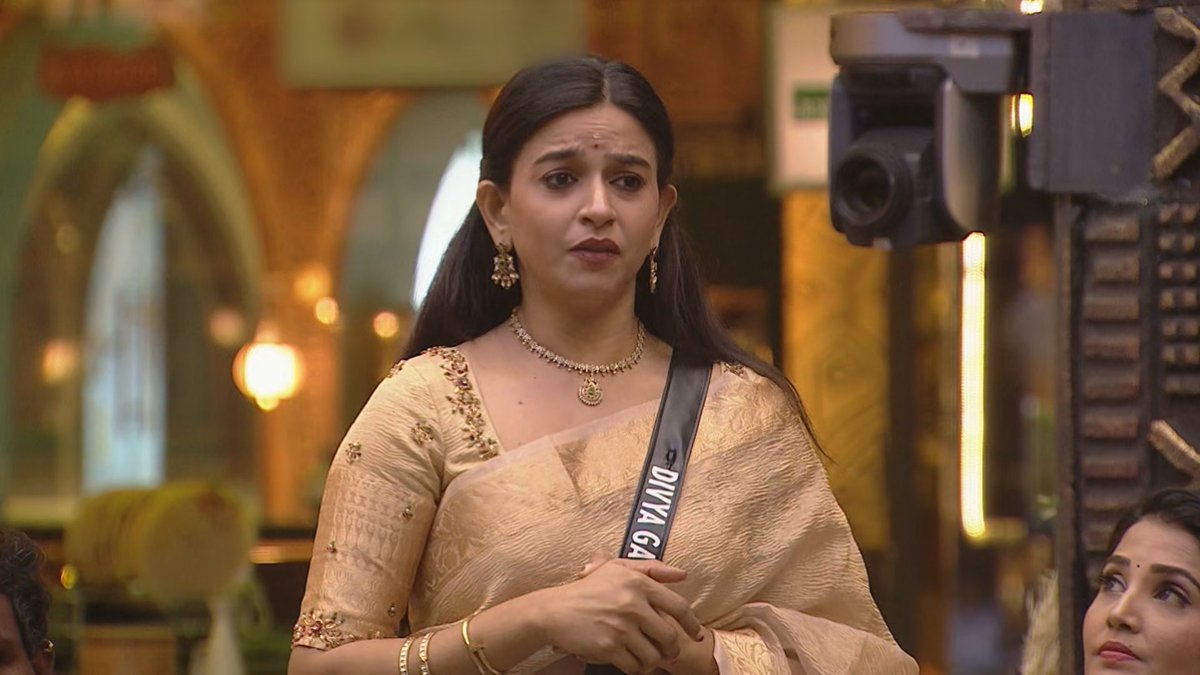 cinema_online2's tweet photo. Whom do you support? 
 
#DivyaGanesh :: ♻️ Retweet
#VJPaaru :: ❤️ Like 

#BiggBossTamil9 #BiggBoss9Tamil #BiggBossTamilSeason9 #BiggBossTamil https://t.co/8iv3Ieii3b