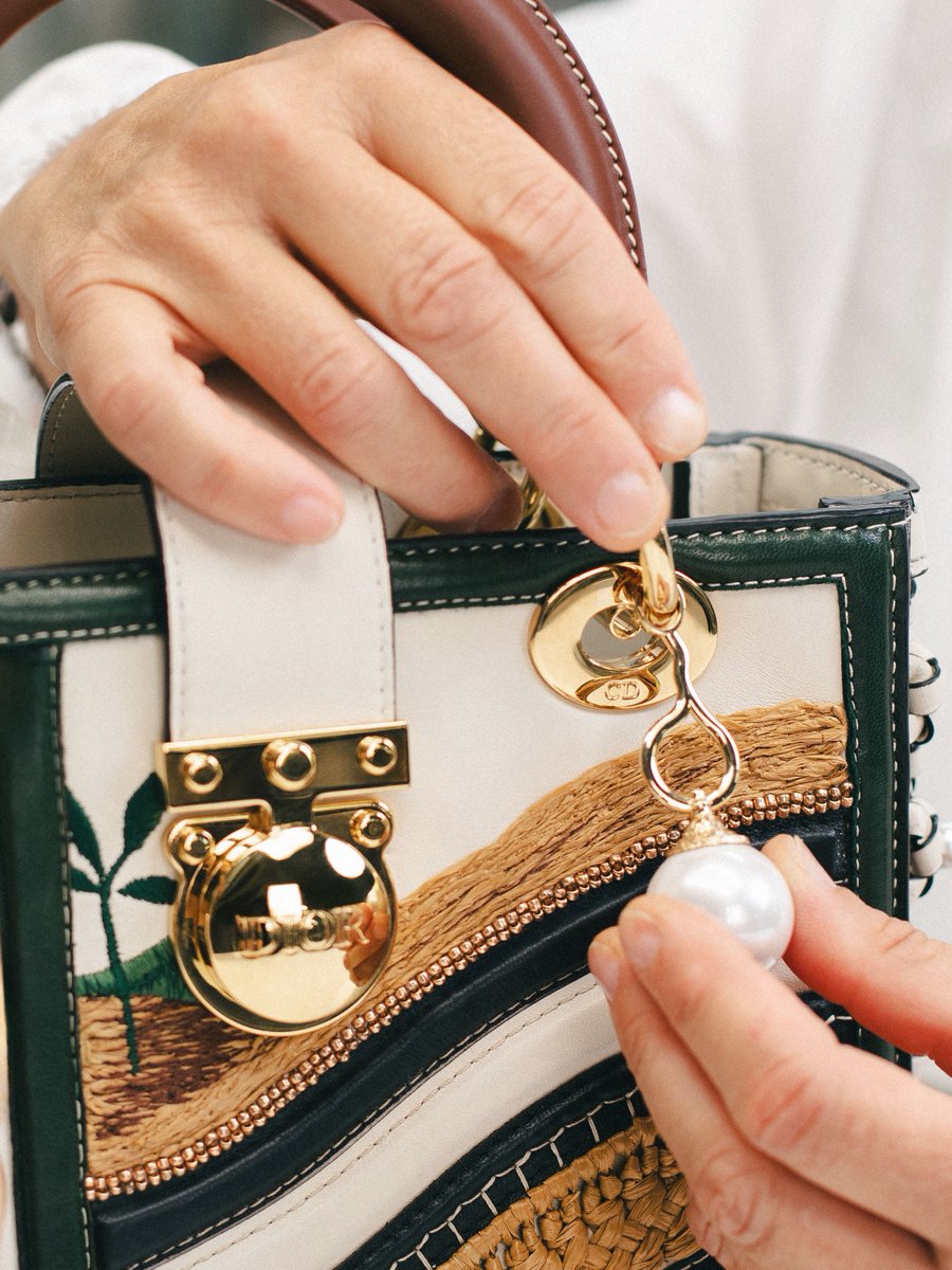 Dior's tweet photo. Patrick Eugène’s piece is realized with exacting attention to detail in the Dior Atelier
Find out more about the initiative https://t.co/CFKarnyjN7
#DiorLadyArt https://t.co/xl8d4vrj1P