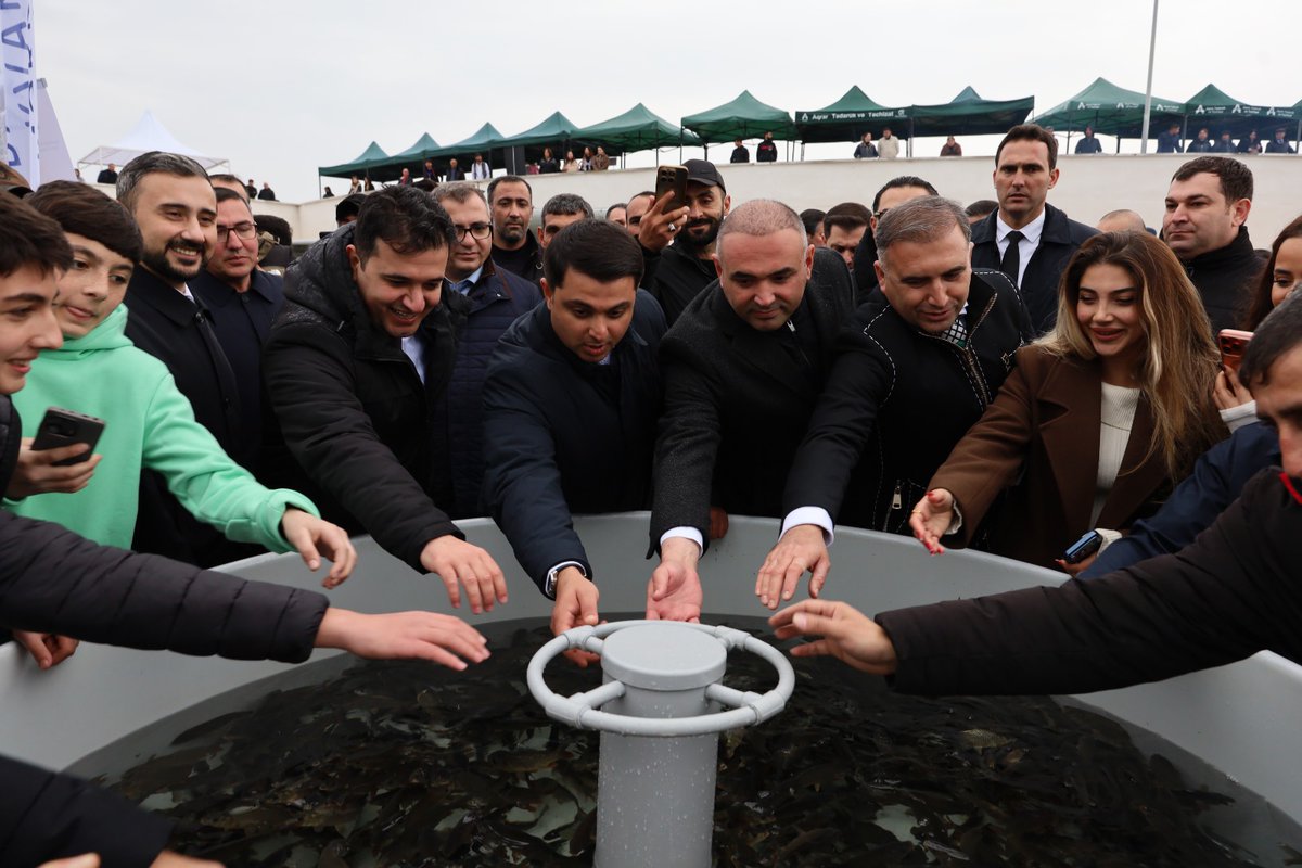 NeftcalaRayonIH's tweet photo. Balıq ətri, kulinariya şousu və su macərası: Neftçala Festivalı böyük marağa səbəb oldu.

Ətraflı: https://t.co/J3GSZIVDuz https://t.co/zVbiQn8amh