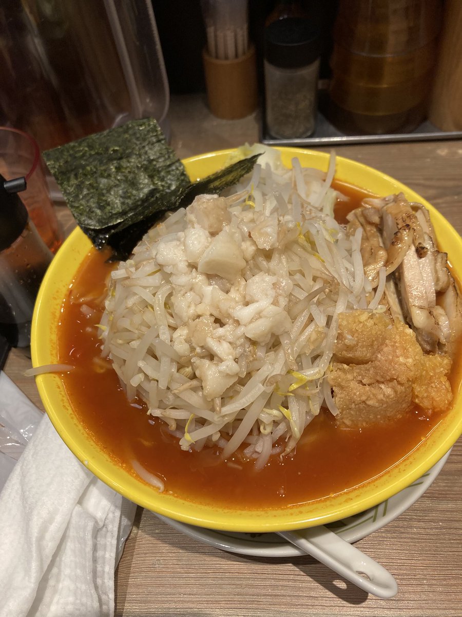 bc190's tweet photo. 豊洲でランチったらレアキャラのトマト麺見つけたらトマ二郎とエンカわず https://t.co/H0vm42t7PF