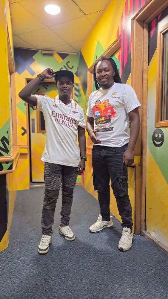 shatttabway's tweet image. Friday Mood Activated. Ready to mash up your night till midnight. Stay tuned
#reggaenight 
#football 
#BeyondTheGame 
#Coachshatta