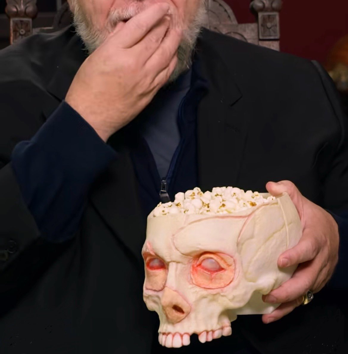 Iza Veller tweet media