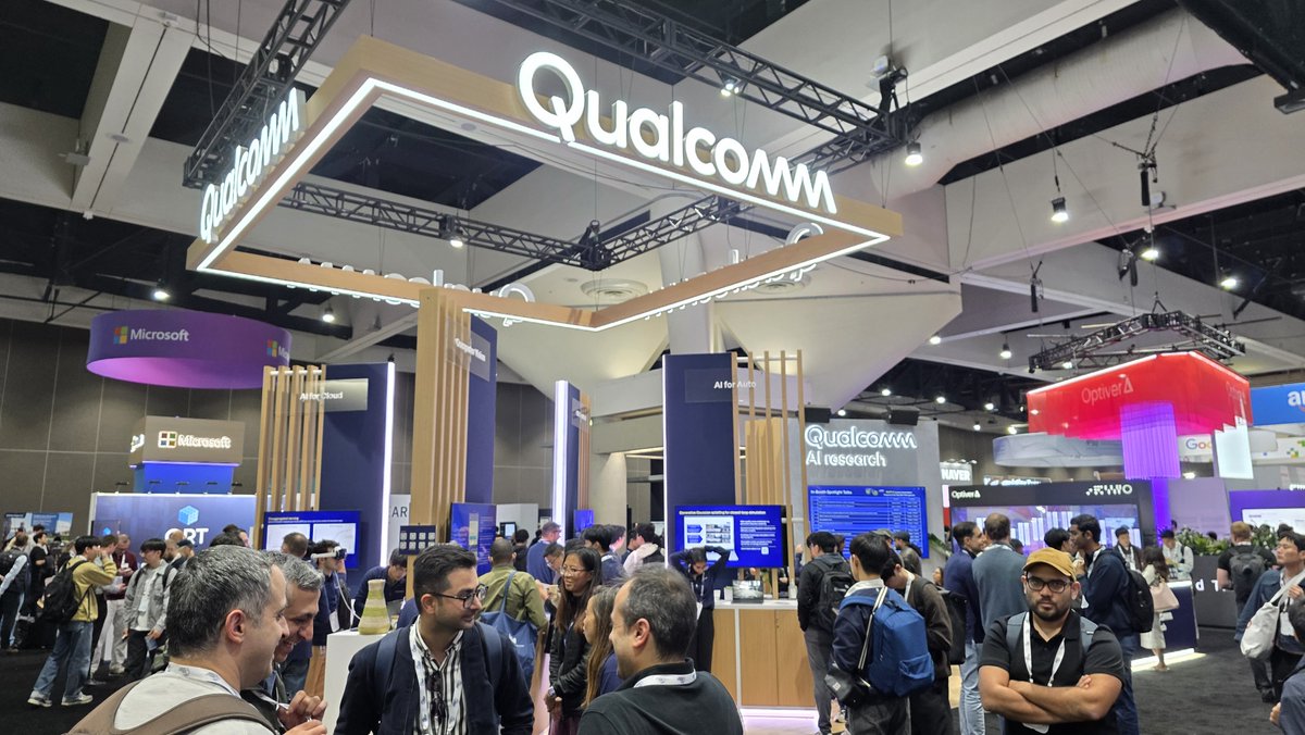 QCOMResearch's tweet photo. Last day to check out the @Qualcomm #AI Research booth at #NeurIPS. Be sure to swing by to see our demos and talk to our researchers. https://t.co/1wb5U0w4Cf