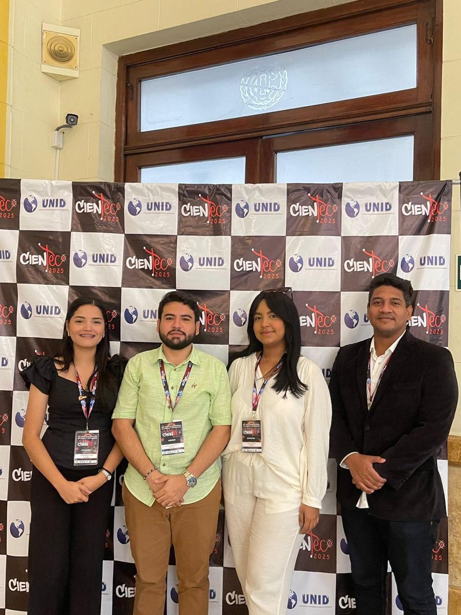 uccsm's tweet photo. 🌎✨ Estudiantes de Medicina UCC brillan en CIENTEC 2025 – Perú
Nuestros semilleristas representaron con orgullo al Campus Santa Marta en la XXV Feria Internacional de Ciencia y Tecnología, socializando proyectos que aportan soluciones reales a la salud. https://t.co/uo5PGsK3kc https://t.co/c96EoOb8Mj