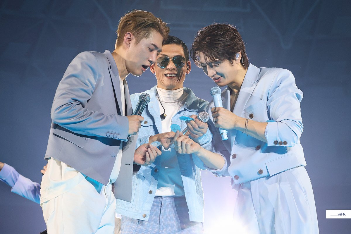 💙💙💙 tweet media