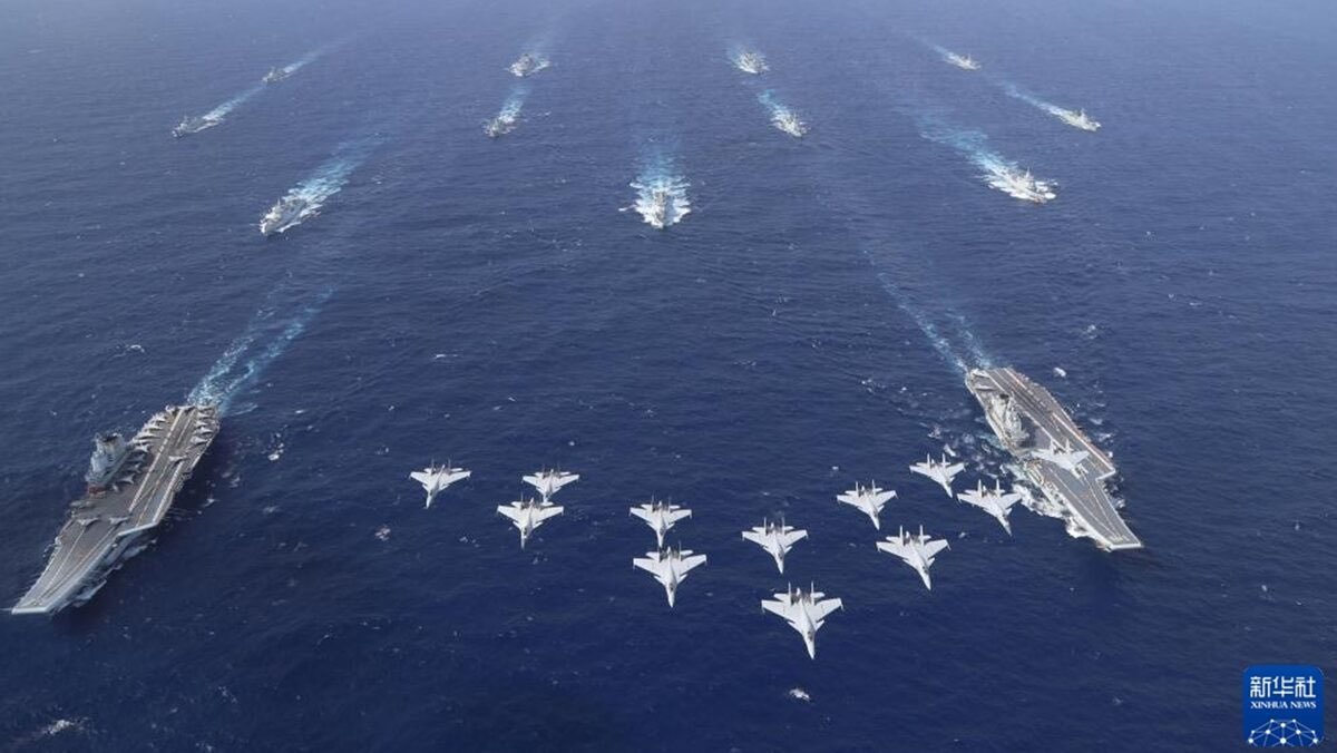 TuiteroSismico's tweet photo. ÚLTIMA HORA: China está concentrando más de 100 buques navales y de guardia costera en el Mar de China Oriental, en la MAYOR demostración de fuerza marítima hasta la fecha. https://t.co/GsAp2mhWng