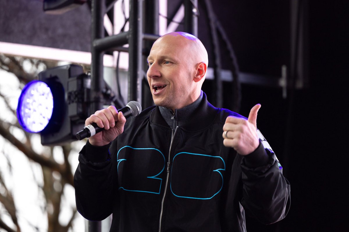 Gavin Godfrey tweet media