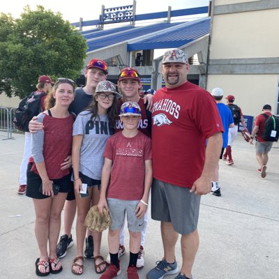 Starting 9(37) tweet media