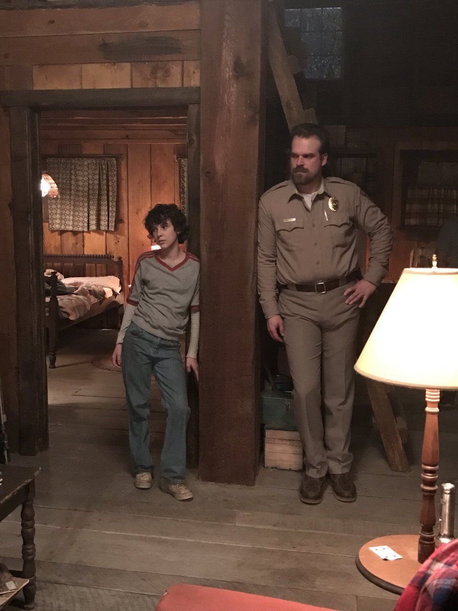 TheSTarchive83's tweet image. Millie Bobby Brown and David Harbour on set of season 2 🖤