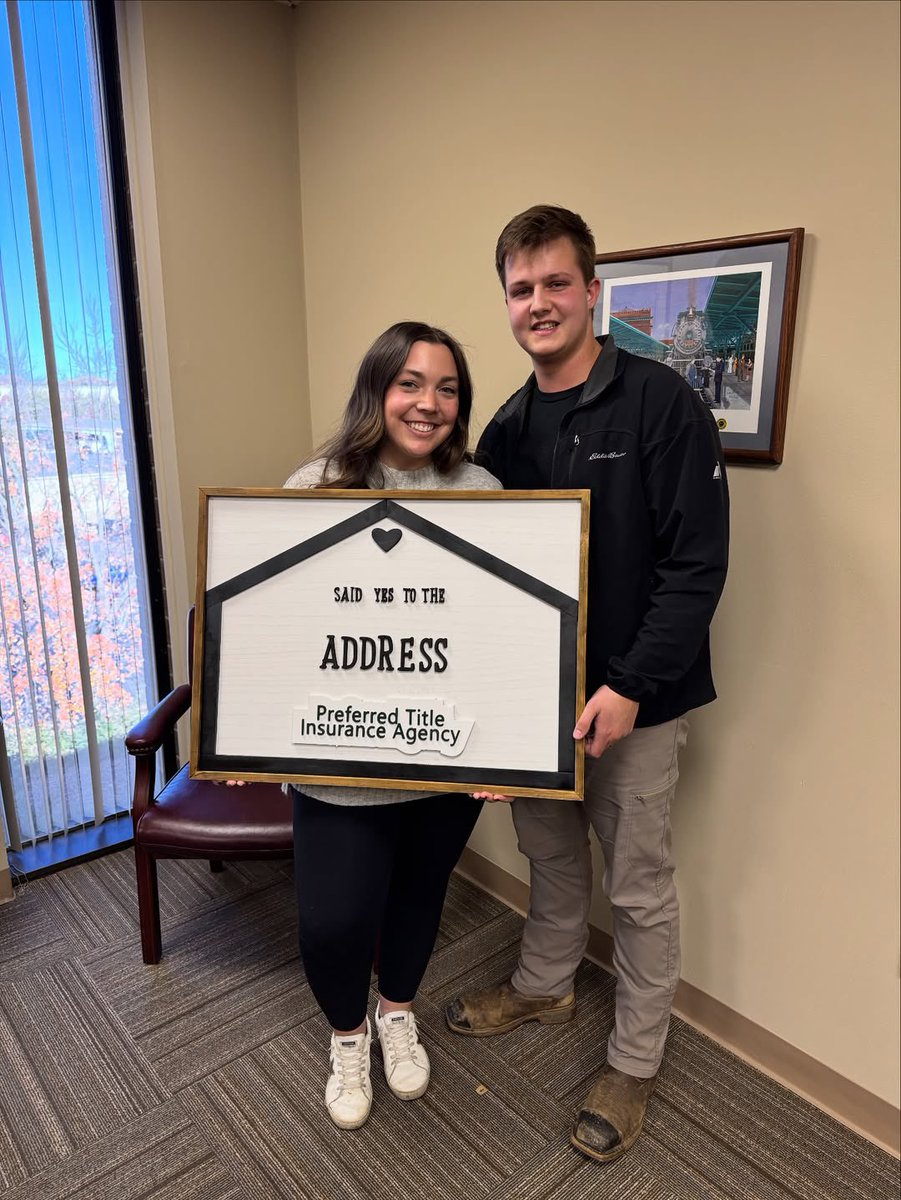 Steven0SHouse's tweet image. WE BOUGHT OUR FIRST HOME 🏡🥳🎊

Feeling so blessed to step into this new chapter. God timing is so sweet and this home is a reminder of His goodness. Mrs @Alissa_Chapin played an important role in helping us grow financially through her platform, We’re forever grateful Ma’am❤️😍