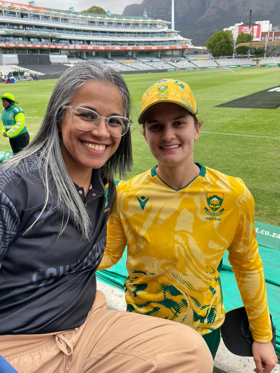 Captain, my Captain, a steward of the game, a captain of heart, the force who carried us to a World Cup final. From century knocks to match-winning catches, South Africa, Proteas, we are fortunate to be in the Wolfie era 🐺 🇿🇦 👌🏾 💚 #Unbreakable
<a href="/LauraWolvaardt/">Laura Wolvaardt</a> <a href="/ProteasWomenCSA/">Proteas Women</a>