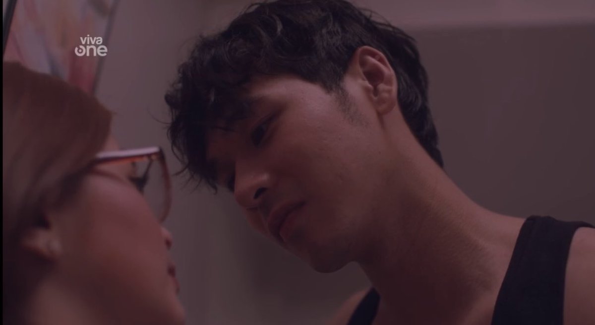 hyaselyse's tweet image. i just know they shot this kiss in other angles and i NEED them next week. im on all fours BEGGING!

FIRST GOLDEN MWAMWA 
FIRST GOLDEN MWAMWA 
#GSOTCutTheChase
#WilBea