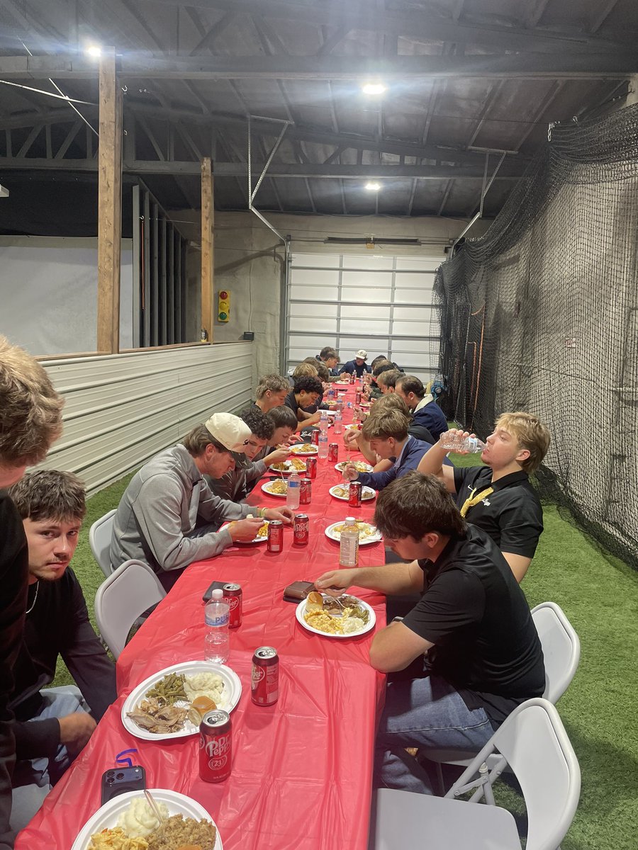 Nothing like getting away from the game for a little bit and having some fellowship. Thank you to the Howard Family for hosting us last night!