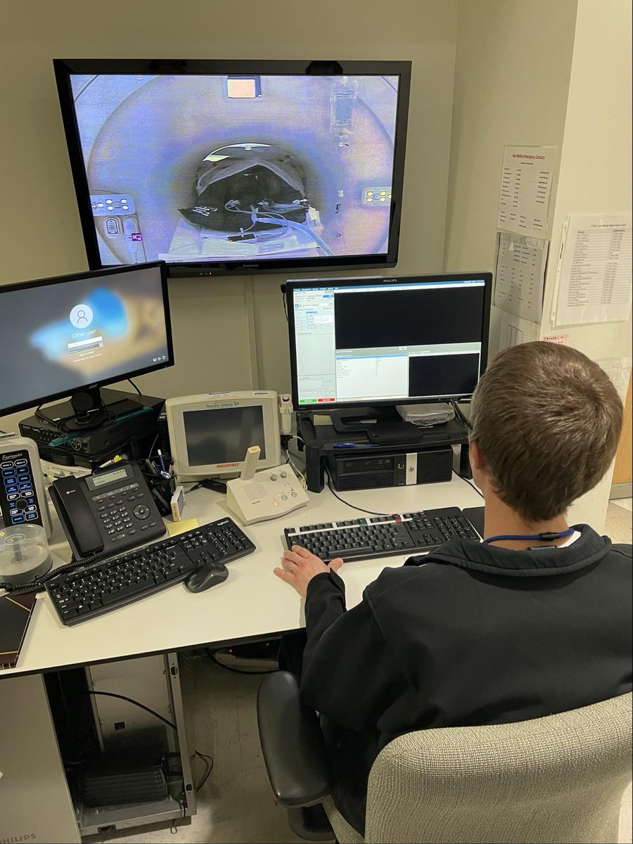 UTSW Veterinary Research and Oncology Clinic tweet media